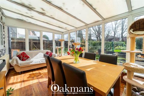 26 Greenoak Crescent, Birmingham, B30 2TG