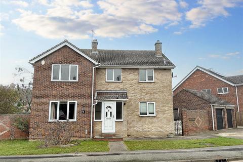 4 bedroom detached house to rent - Philips Road, Rayne, Braintree
