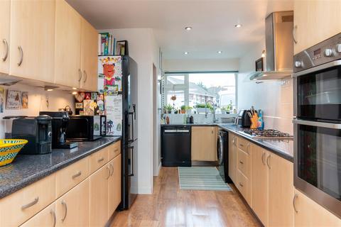 18 Covert Close, Keyworth, Nottingham, NG12 5GB