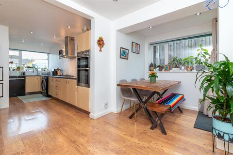 18 Covert Close, Keyworth, Nottingham, NG12 5GB