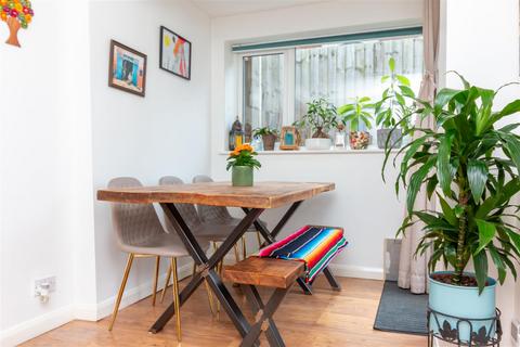 18 Covert Close, Keyworth, Nottingham, NG12 5GB