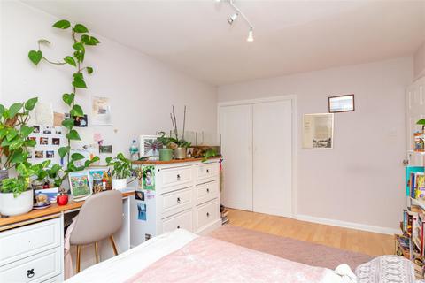 18 Covert Close, Keyworth, Nottingham, NG12 5GB