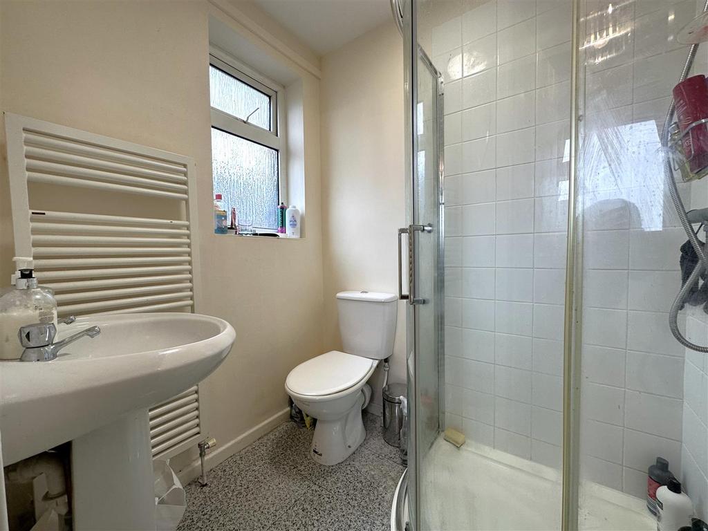 En-Suite Shower Room 686