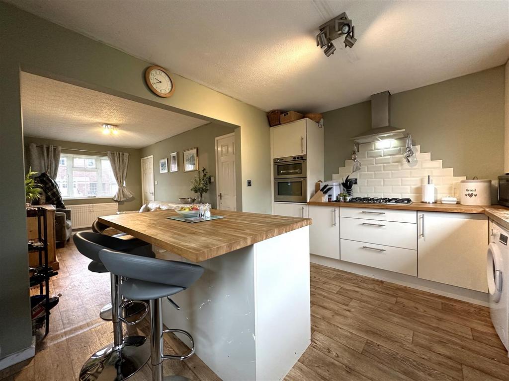 Kitchen 733