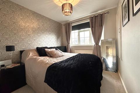 1 Blackbourn Close, Collingham, Newark, NG23 7SR