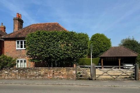 4 bedroom detached house for sale, Waltham Road, White Waltham, Maidenhead