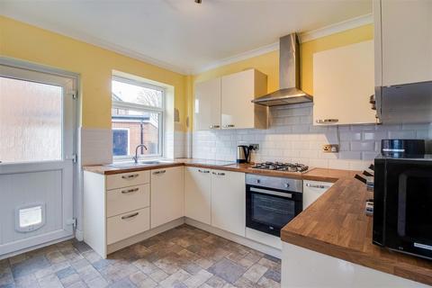 3 Ash Crescent, Stanley, Wakefield, WF3 4NX