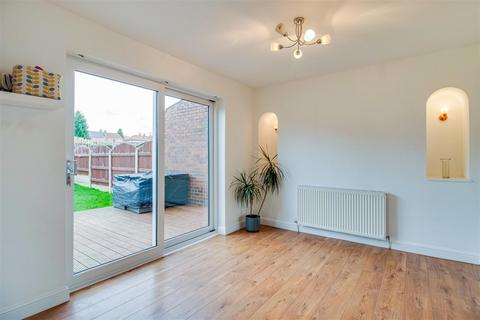 3 Ash Crescent, Stanley, Wakefield, WF3 4NX