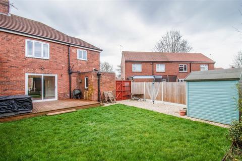 3 Ash Crescent, Stanley, Wakefield, WF3 4NX