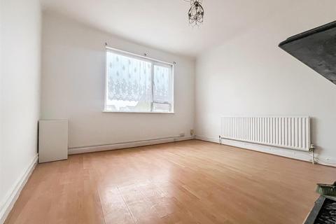 1 bedroom flat for sale, Fawcett Road, Southsea