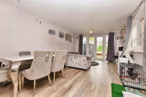 3 bedroom terraced house for sale, Fitzmaurice Mews, Eastbourne