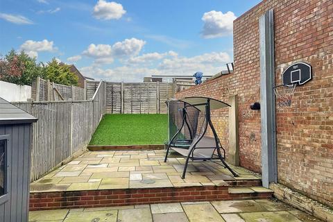 3 bedroom terraced house for sale, Fitzmaurice Mews, Eastbourne