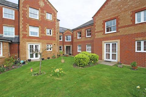 1 bedroom retirement property for sale, Brampton Court, Stockbridge Road, Chichester