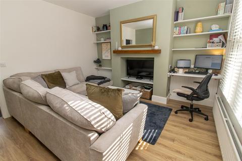 2 bedroom end of terrace house for sale - Victoria Avenue, Gateshead NE10