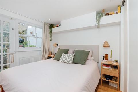 26b Alma Street, London, NW5 3DH
