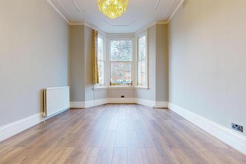 1 bedroom flat for sale, Finborough Road, London SW10