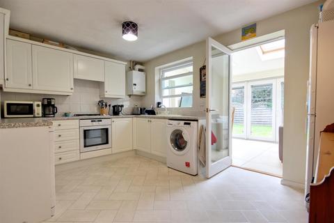 4 bedroom semi-detached house for sale - Smithall Road, Beverley