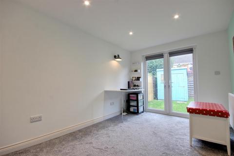 15 Smithall Road, Beverley, HU17 9GU