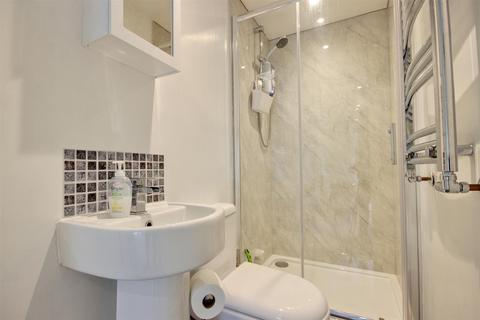15 Smithall Road, Beverley, HU17 9GU