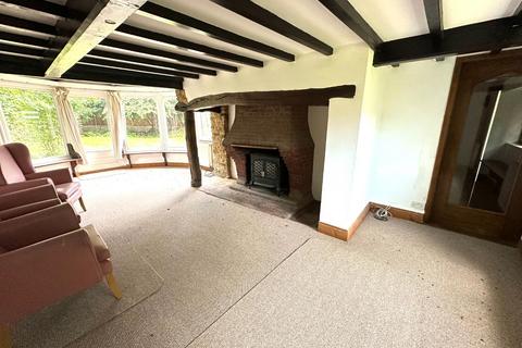 4 bedroom cottage for sale, Church Lane, Little Billing, Northampton NN3