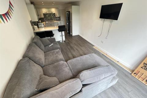 5 bedroom terraced house to rent, Humber Avenue, Coventry