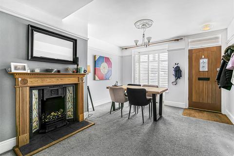 19 Fulbourn Road, Cherry Hinton, Cambridge, CB1 9JL