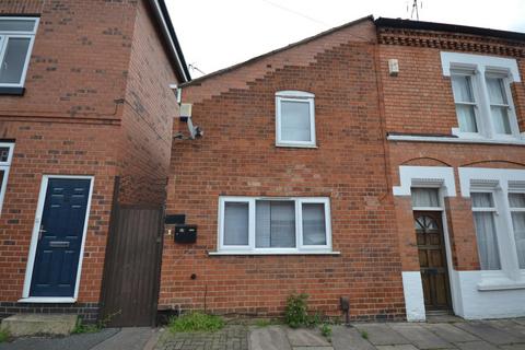 2 bedroom terraced house for sale, Montague Road, Clarendon Park, Leicester