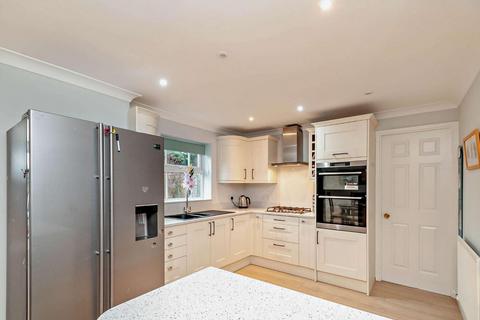 5 bedroom detached house for sale, Sundew Heath, Harrogate, HG3 2NA