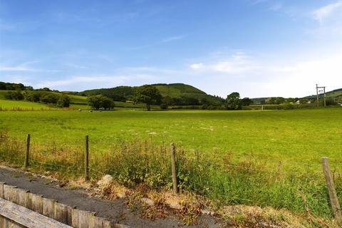 3 bedroom end of terrace house for sale, Maes Y Genlli, Clatter, Caersws