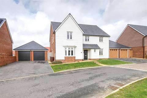 6 bedroom detached house for sale - Cascades Way, Bexhill-On-Sea