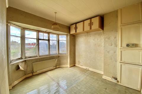 51 Westbury Avenue, Southall, UB1 2UY