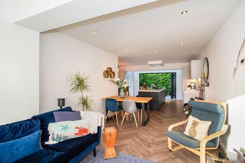 14 Crestholme Close, Knaresborough, HG5 0SR