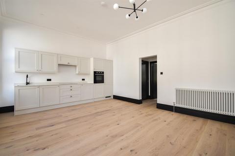 1 bedroom flat for sale, Carisbrooke Road, St. Leonards-On-Sea