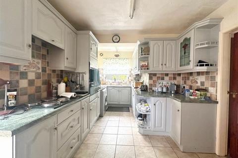 3 bedroom semi-detached house for sale, Winchester Avenue, Poppleton Road