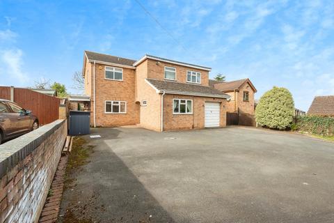 4 bedroom detached house for sale, Well Cross Road, Gloucester GL4