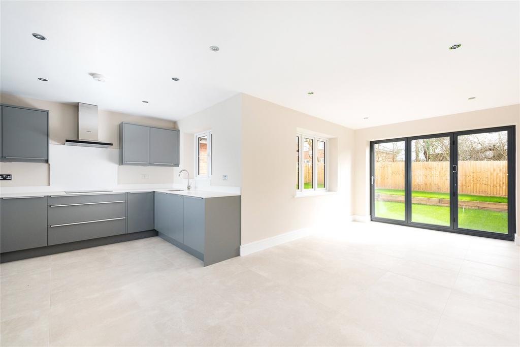 Kitchen/Dining