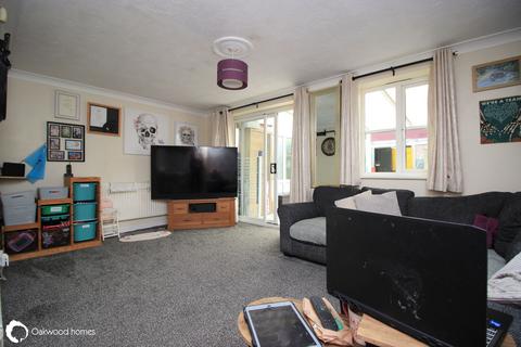 3 bedroom semi-detached house for sale, Moyes Close, Cliffsend, Ramsgate