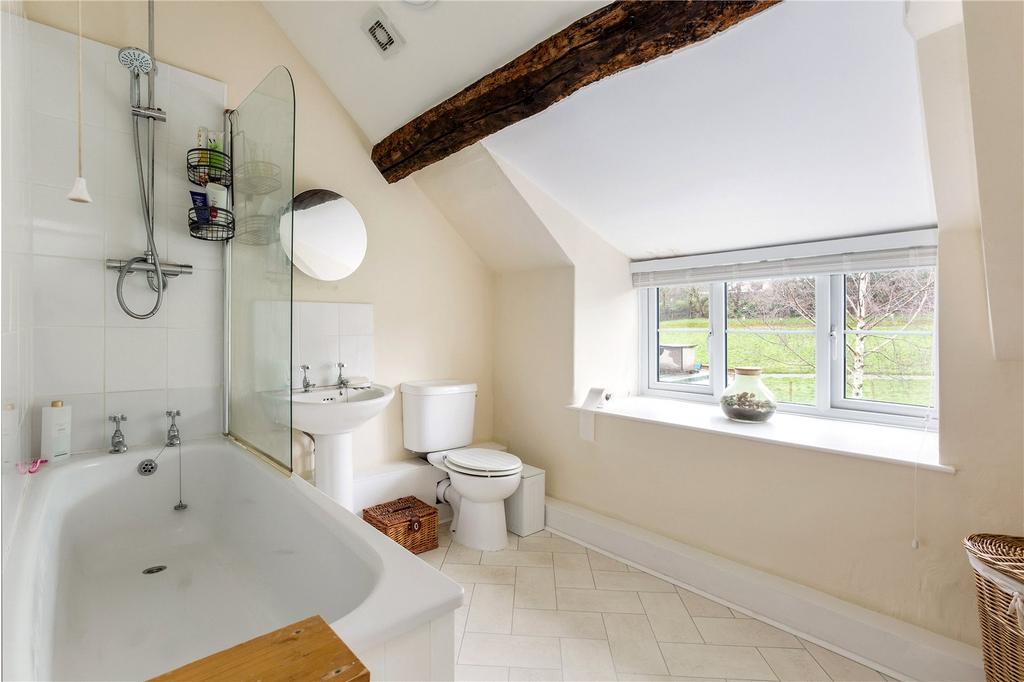 Cottage Bathroom