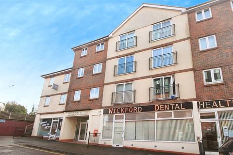 2 bedroom apartment for sale, Riverside Court, Lower Southend Road, Wickford, Essex, SS11