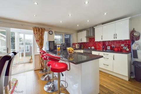 71 Hillshaw Crescent, Rochester, ME2 2PT