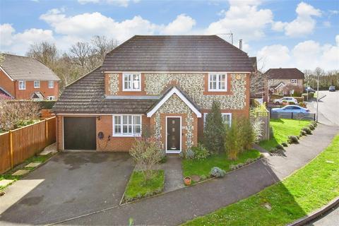 4 bedroom detached house for sale, Primrose Drive, Kingsnorth, Ashford, Kent