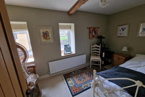 Tithe Barn House Barn Street, Crewkerne, TA18 8BP