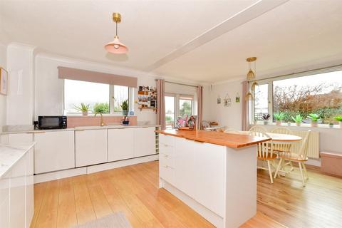 4 bedroom semi-detached bungalow for sale, Rew Close, Ventnor, Isle of Wight