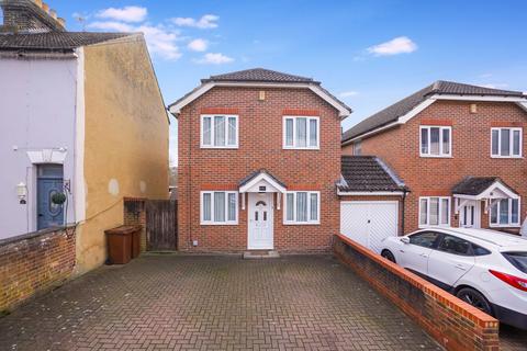 4 bedroom link detached house for sale, Queens Road, Chatham, ME5