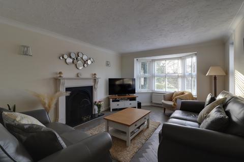 6 Ashby, Worcester, WR4 0SJ