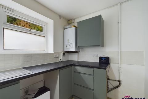 2 bedroom flat to rent - Hamsey Close, Eastbourne, BN20