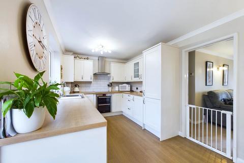 3 bedroom end of terrace house for sale - Hazlehurst Drive, Aylesbury HP21