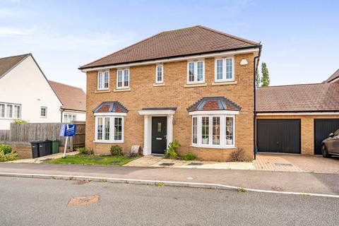 4 bedroom detached house for sale, Nightingale Drive, Halstead, Essex