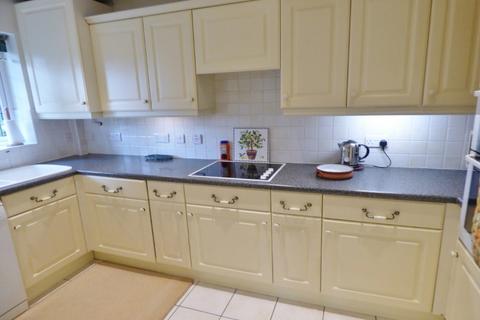 2 bedroom maisonette for sale, BOOKHAM