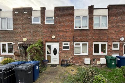3 bedroom terraced house for sale - 4 Wellesley, Clayton Field, Colindale, London, NW9 5SD